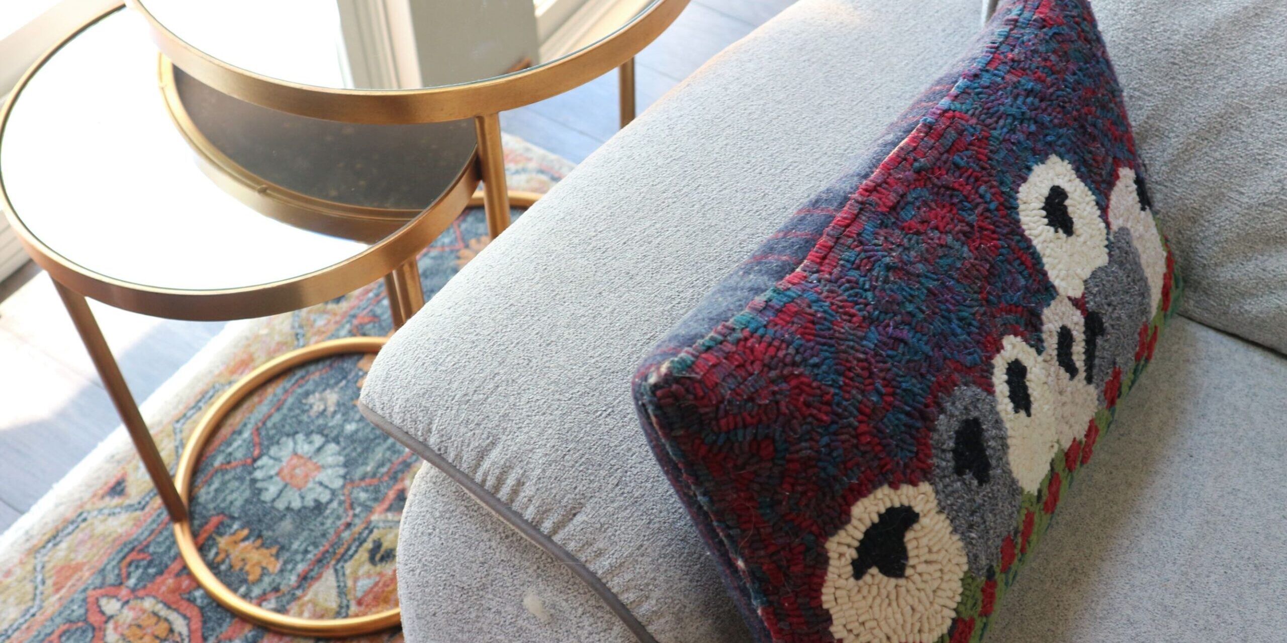 final_1569-1 hand made reclaimed wool pillow