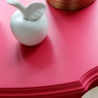 pink spindle table